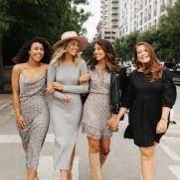 x BFF Hollie Long Sleeve Sweater Dress - Picture 4 of 4